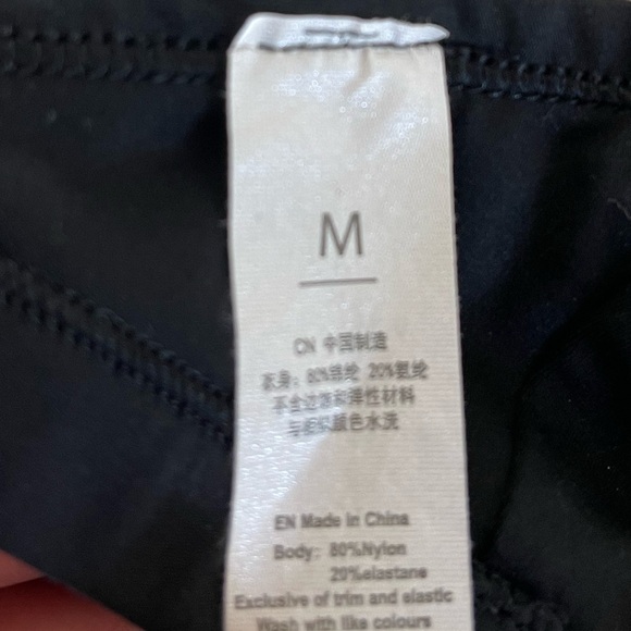 Women’s Abonlen sports top - Picture 3 of 3